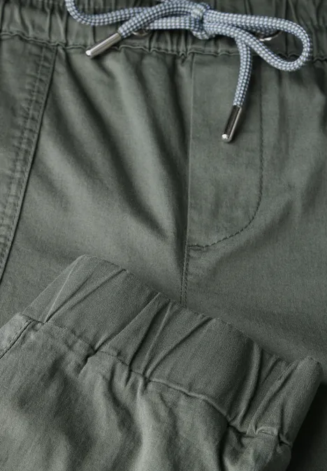 Hose im Loose Fit muse green