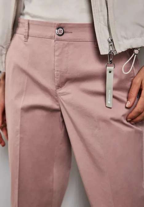 Zachte keperstof chino dusty petal rose