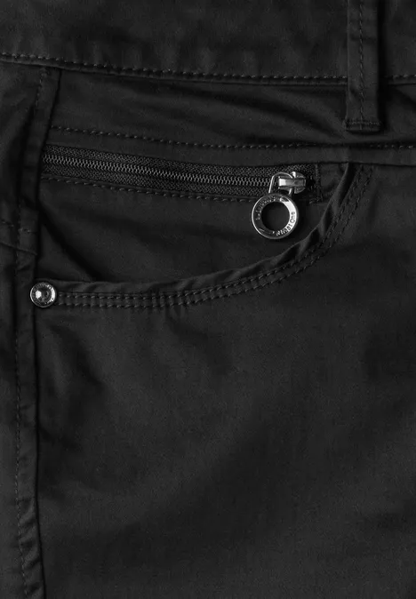 Satin Bermuda mit Zipper Black