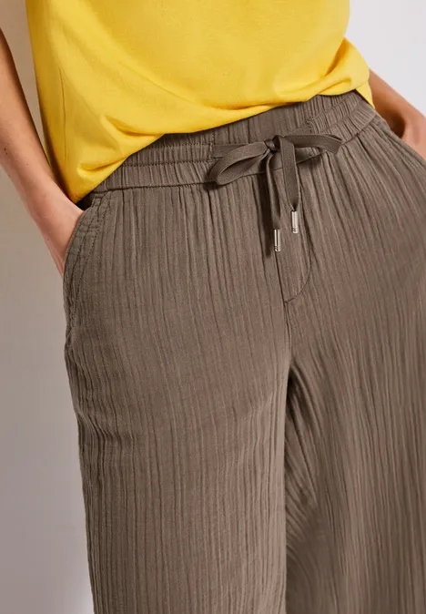 Wide Leg Musselin Hose mute mocha