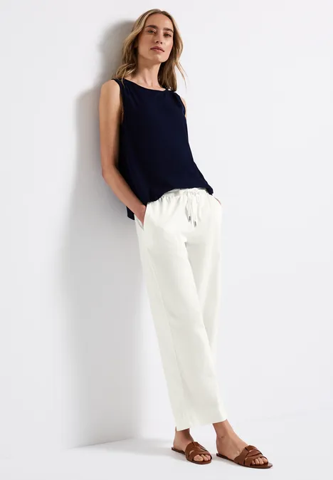 Straight Leg Hose off white