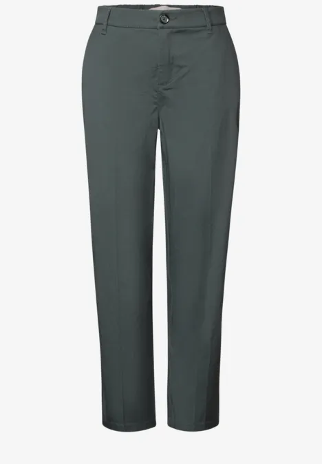Straight Legs Chino marshy green