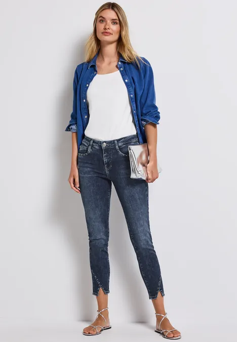 Jeans mit Schlitz und Nieten Dark Blue Wash