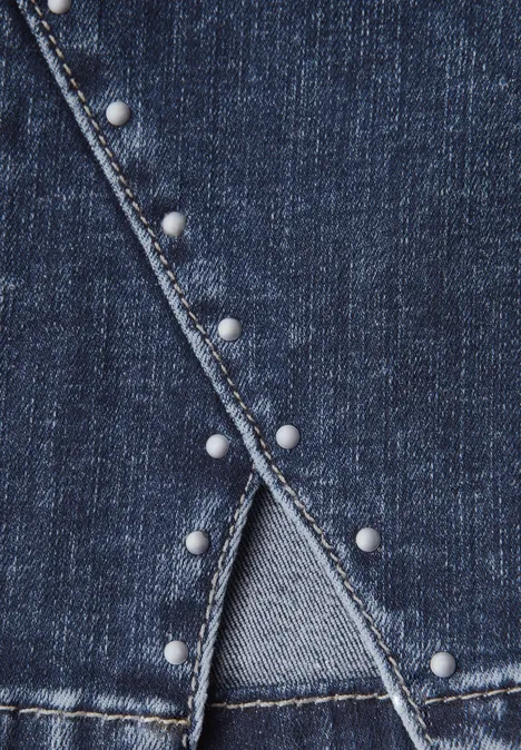 Jeans mit Schlitz und Nieten Dark Blue Wash