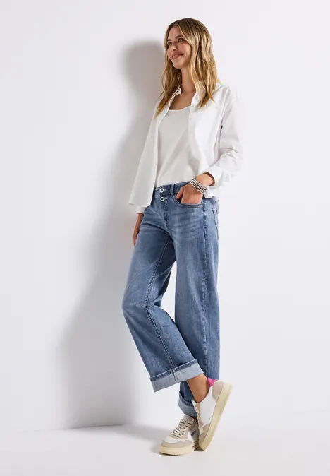 Straight Leg Jeans authentic mid blue washed