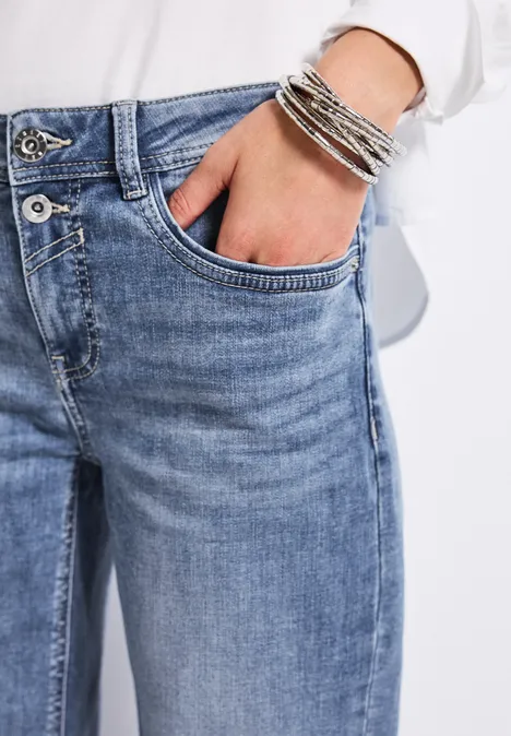 Straight Leg Jeans authentic mid blue washed