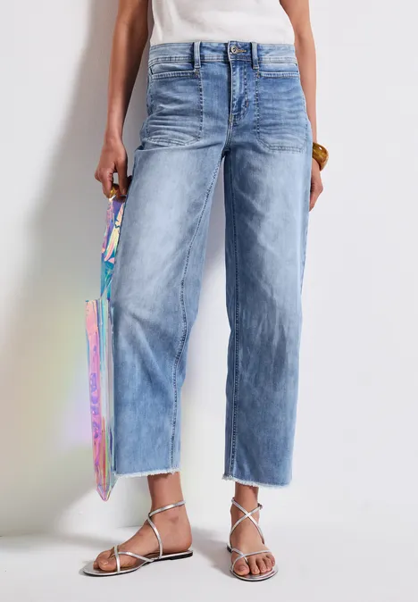 Straight Leg Jeans Light Blue Washed