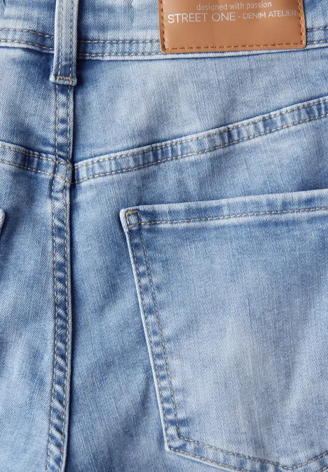 Straight Leg Jeans Light Blue Washed