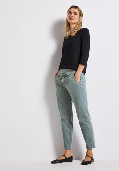 Loose Fit Cordhose washed blue