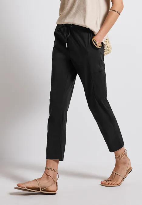 Loose Fit Hose mit Taschen Black