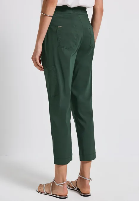 Loose Fit Hose mit Taschen mid green