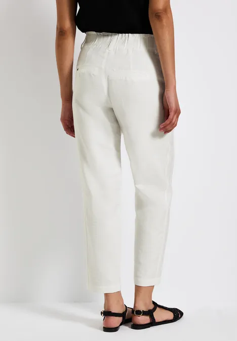 Paperbag Hose im Casual Fit off white