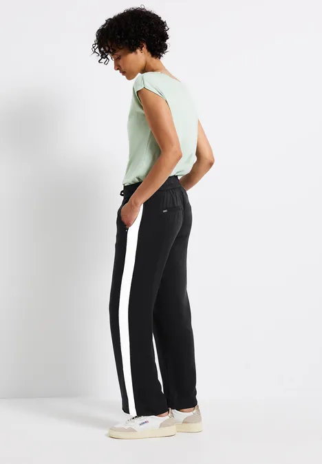 Straight Leg Hose Black