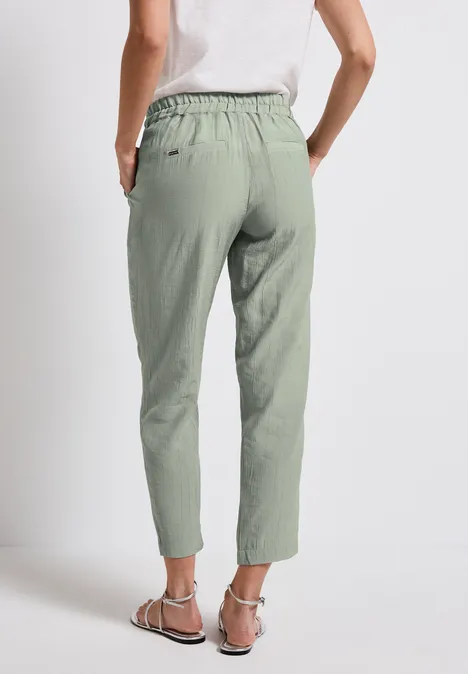 Loose Fit Hose mit Struktur dusty milky green