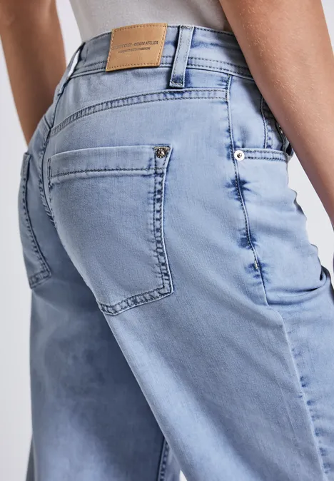 Wide Leg Jeans Ultra Bleach Wash