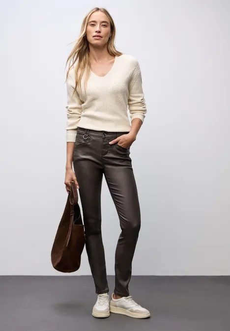 Slim Fit Coated Hose deep roast brown
