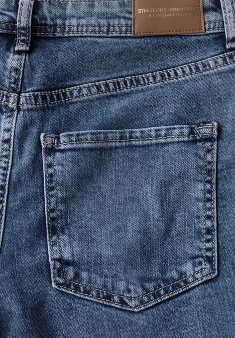 Jeans mit Destroyed-Details mid blue authentic wash