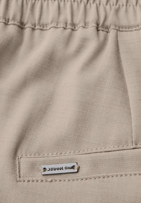 Hose mit Gallonstreifen morning beige