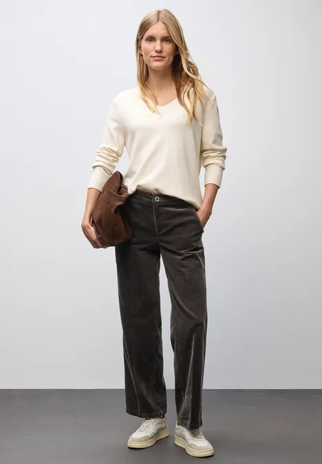 Straight Leg Cordhose darkest brown