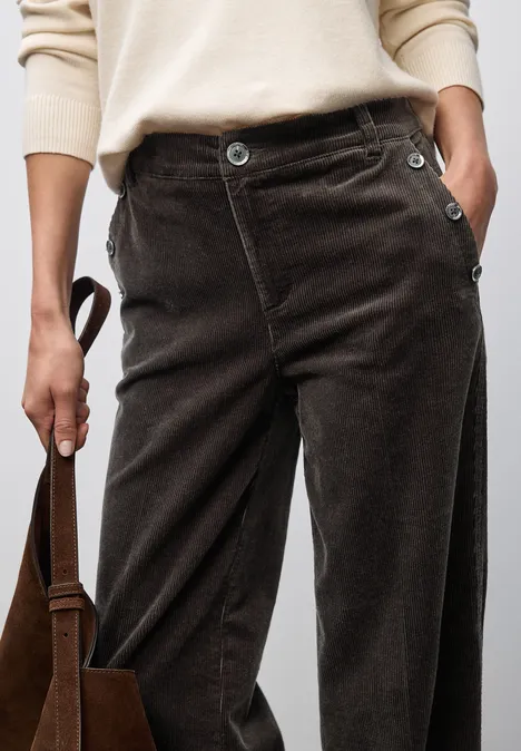 Straight Leg Cordhose darkest brown
