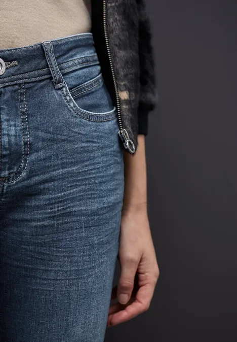 Casual Fit Jeans mid blue washed