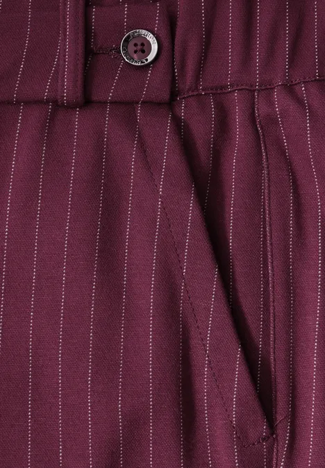 Straight Leg Hose noble red
