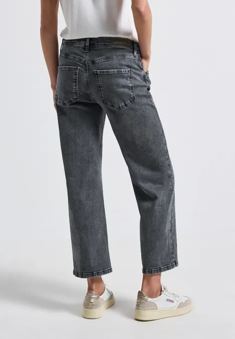 Straight Leg Destroyed Jeans soft grey washed