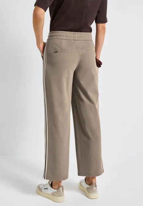 Straight Leg Strukturhose bark brown