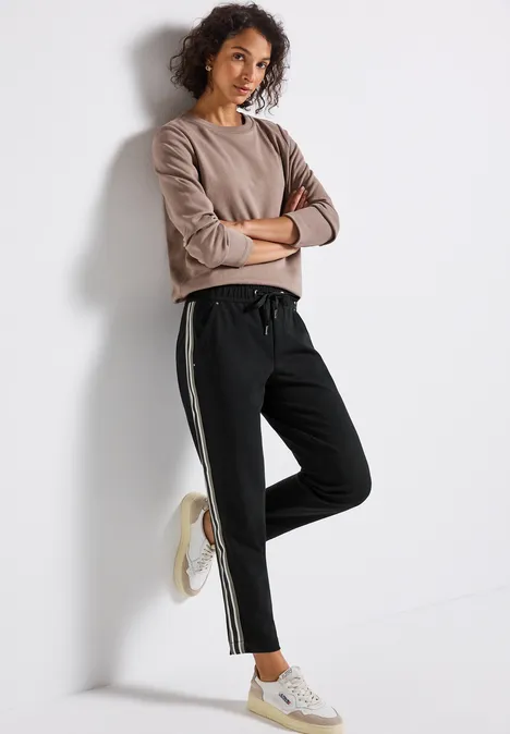 Loose Fit Hose mit Tape Black