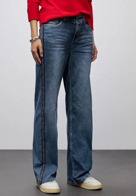 Jeans mit Gallonstreifen Medium Blue Soft washed