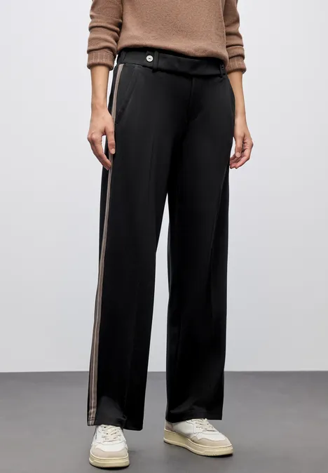 Straight Leg Hose Black