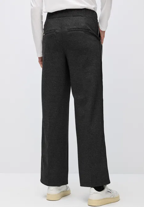 Straight Leg Hose mit Tape Black