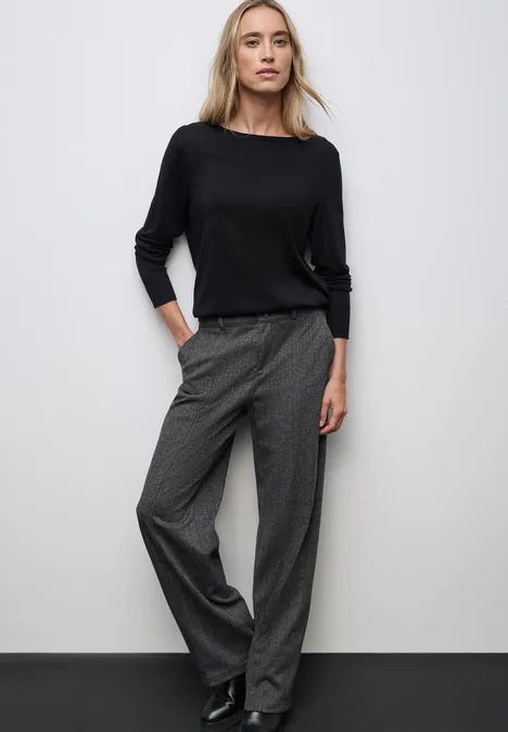 Straight Leg Hose Black