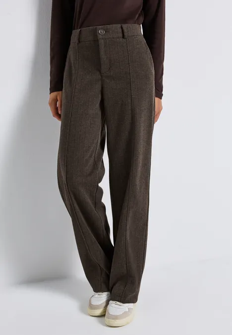 Straight Legs deep roast brown