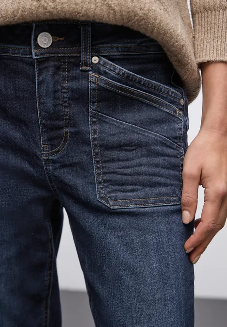 Jeans mit Patch Pockets Dark blue washed