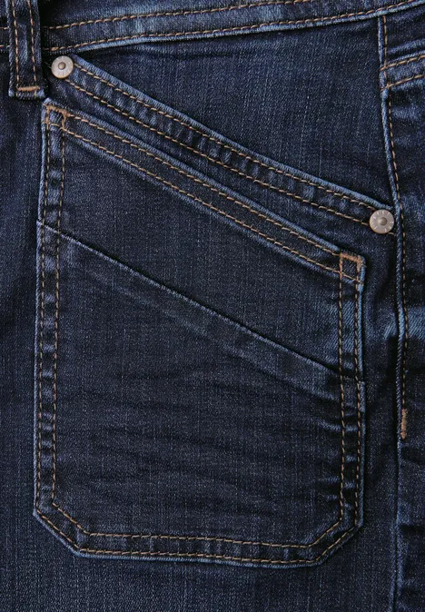 Jeans mit Patch Pockets Dark blue washed