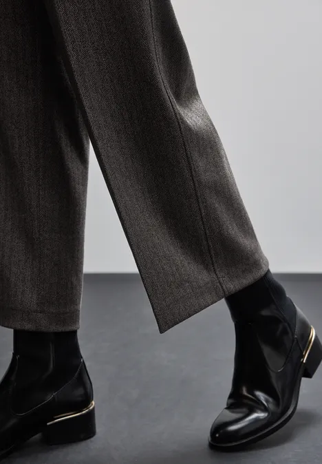Culotte mit Fishbone Muster darkest brown
