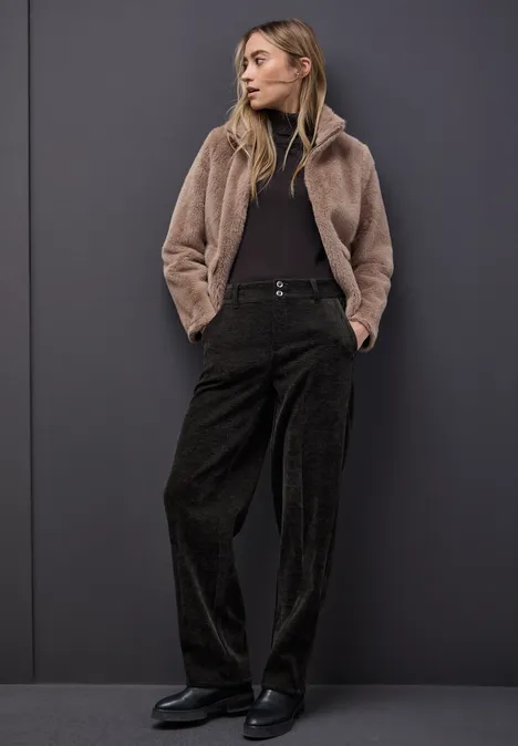 Straight Legs corduroy broek darkest brown