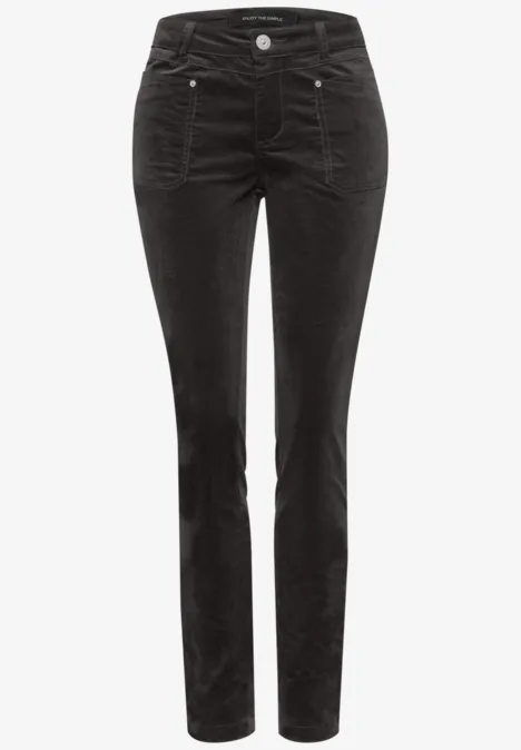 Cordhose im Casual Fit darkest brown