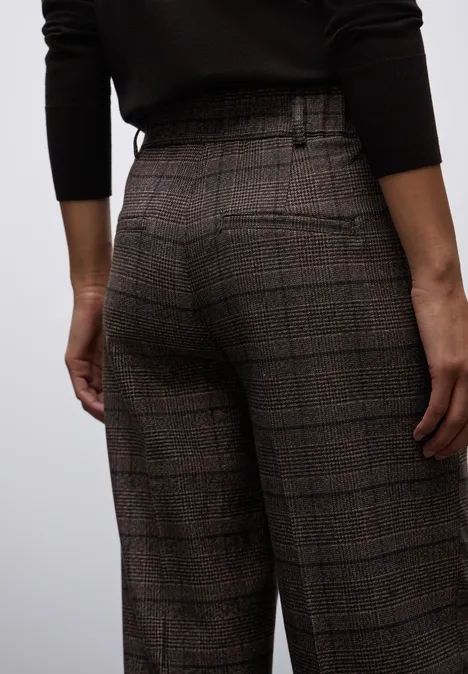 Straight Leg Hose darkest brown