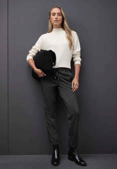 Broek met galonstrepen Black