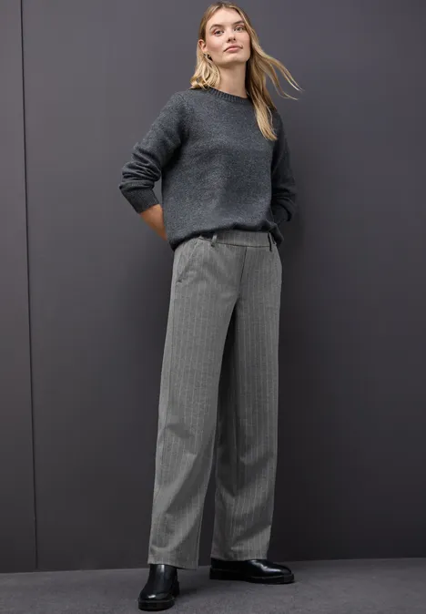Straight Legs null Straight Legs null