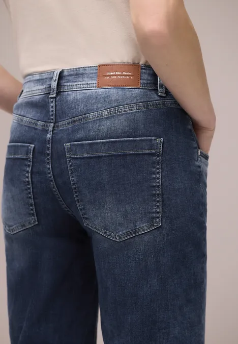 Wide Legs Jeans dark blue wash Wide Legs Jeans dark blue wash