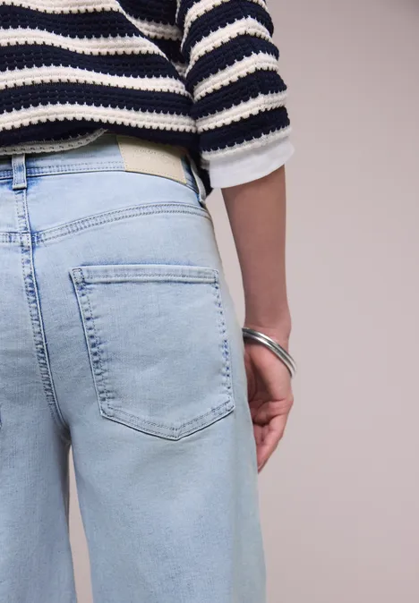 Wide Legs Jeans bleached random wash