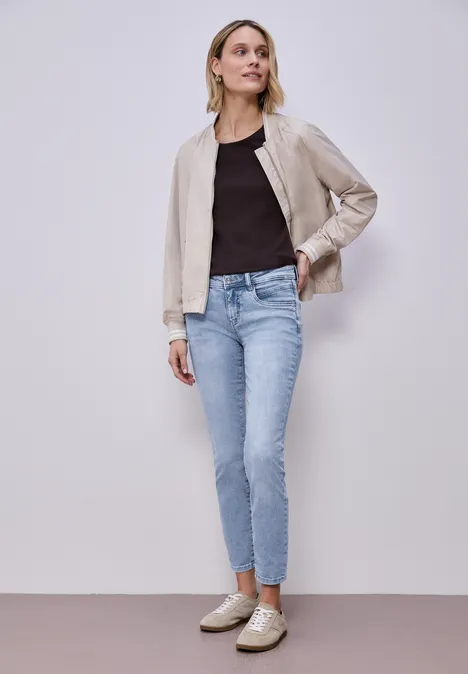 Jeansy z wąską nogawką o kroju Slim Fit i długości Mid Waist light blue random wash