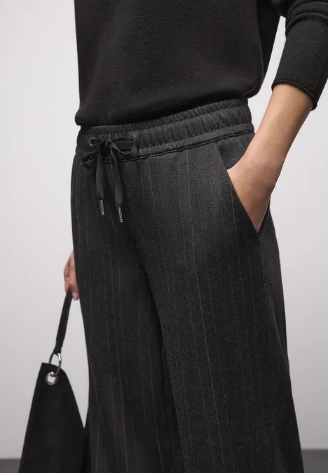 Fishbone Jacquard Hose Black Fishbone Jacquard Hose Black