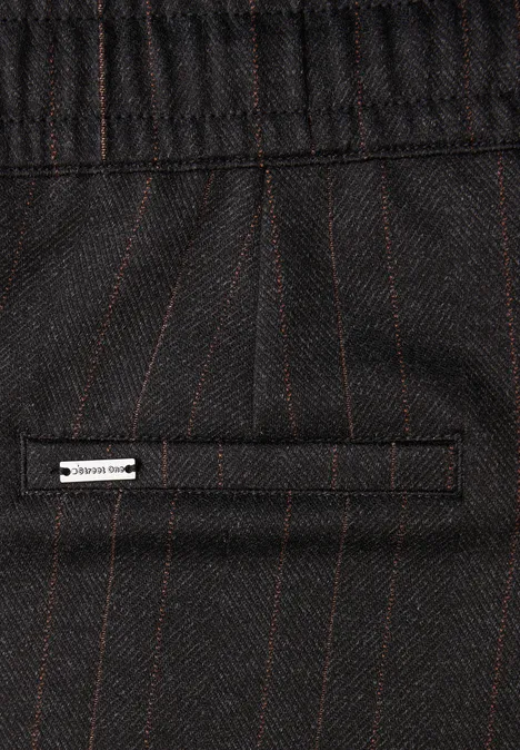 Fishbone Jacquard Hose Black Fishbone Jacquard Hose Black