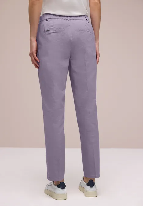 Chino im Casual Fit in softer Qualität faded violet