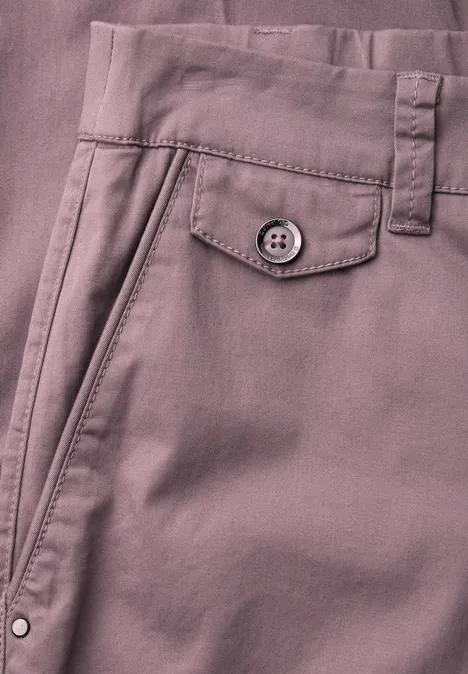 Chino im Casual Fit in softer Qualität dusty berry