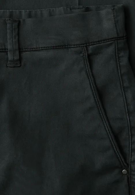 Slim Leg Chino aus Lyocellmix pine grove green